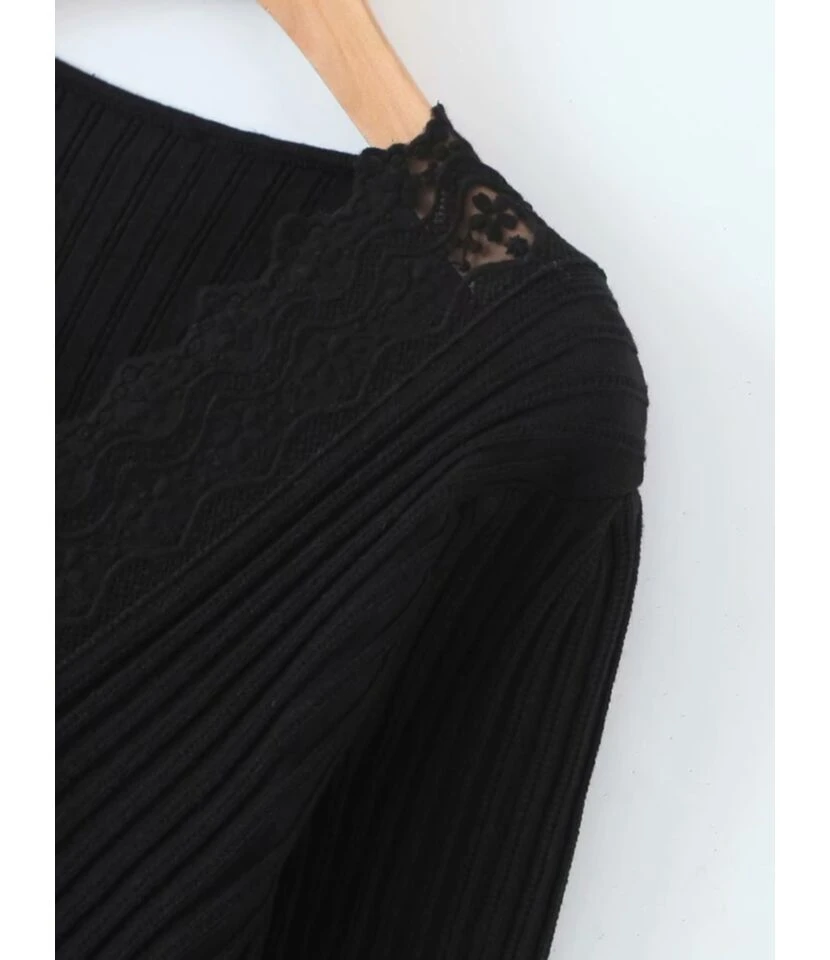 V-neck Lace Trim Ribbed Knitted Top 4 V-neck Lace Trim Ribbed Knitted Top - Image 4