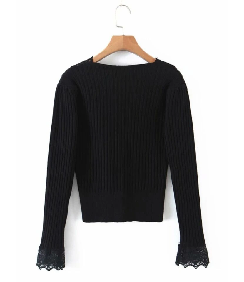 V-neck Lace Trim Ribbed Knitted Top 3 V-neck Lace Trim Ribbed Knitted Top - Image 3